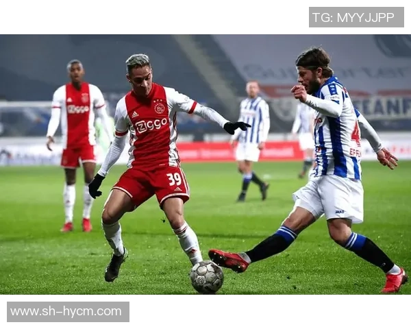 伯明翰主场迎战女王公园巡游者球队争夺英冠积分榜关键战役